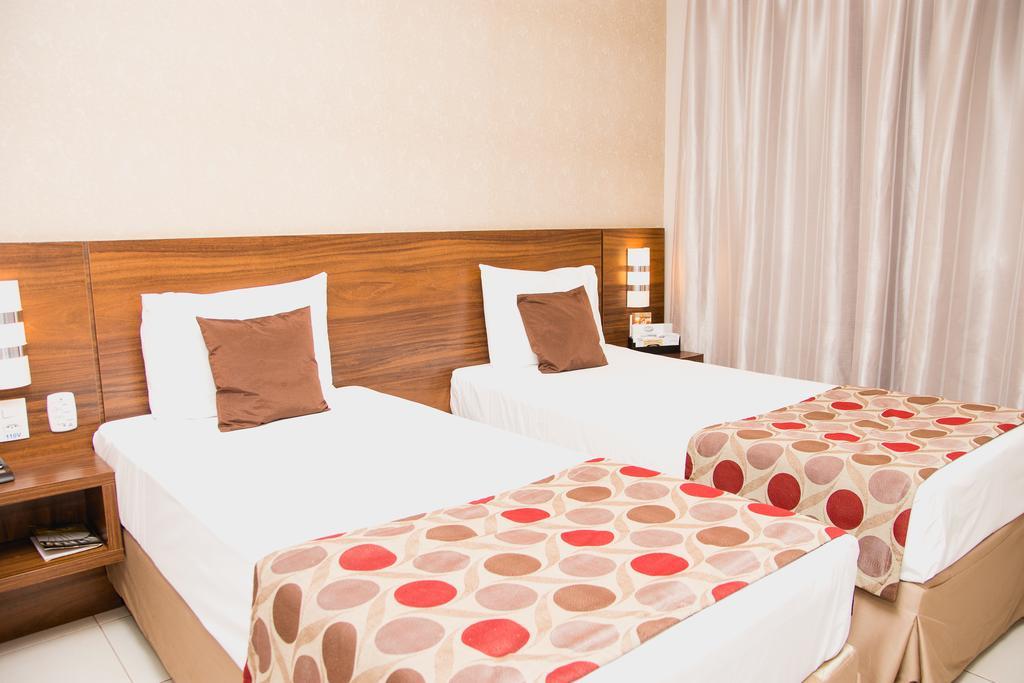 Class Hotel Pouso Alegre Bagian luar foto